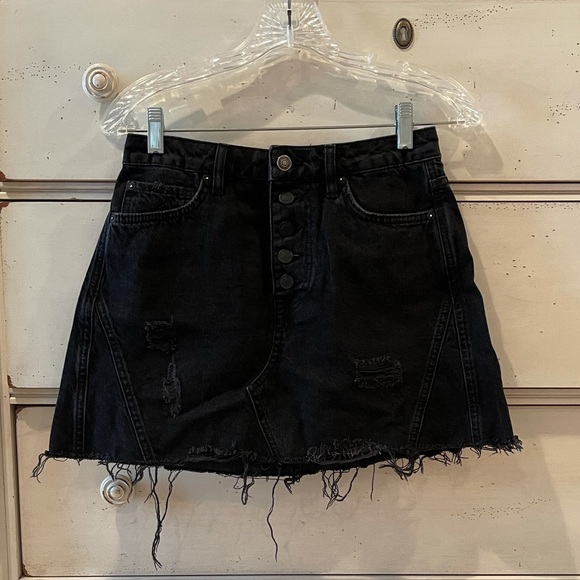 We The Free Black Denim Skirt - Picture 3 of 8